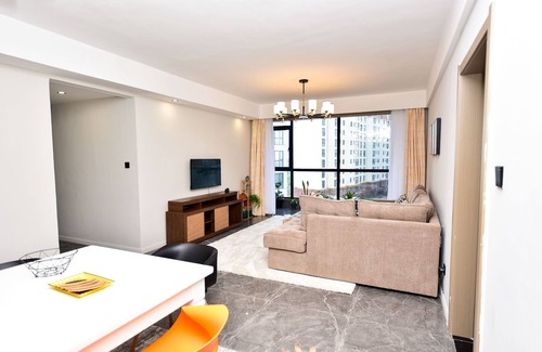 Syokimau House | Cozy and spacious family-friendly apartment overlooking Nairobi National Park