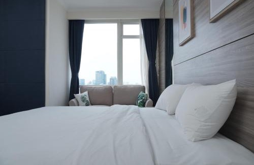 Cikini Apartment | Cozy and Tranquil Studio Menteng Park Apartment By Travelio