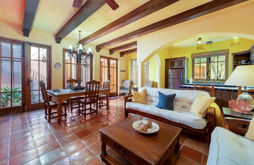 Nopolo House | Cozy and well-appointed 2-bedroom, 2-bathroom home.