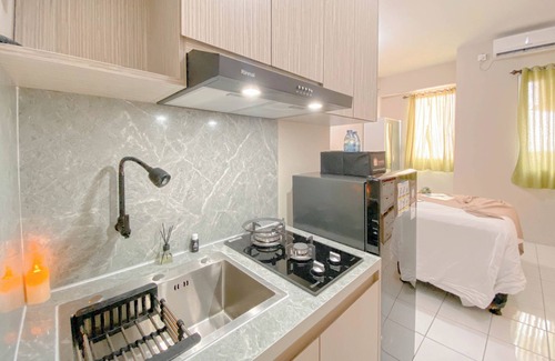 Pekayon Jaya Apartment | Cozy and Well Furnished Studio Grand Kamala Lagoon Apartment