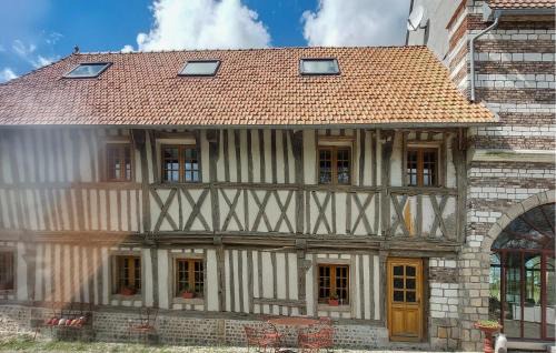 Criquetot-le-Mauconduit Apartment | Cozy Apartment In Criquetot-Le-Maucondui