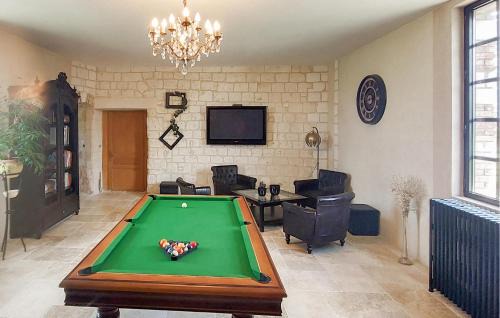 Criquetot-le-Mauconduit Apartment | Cozy Apartment In Criquetot-Le-Maucondui