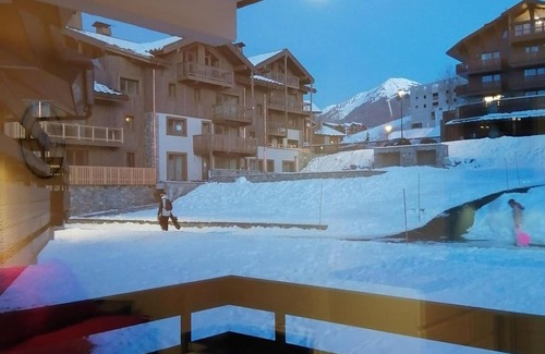 Montalbert Apartment | Cozy Apartment Near Slopes & Shops with South-Facing Balcony