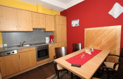 Huben Apartment | Cozy Apartment in Längenfeld With Sauna