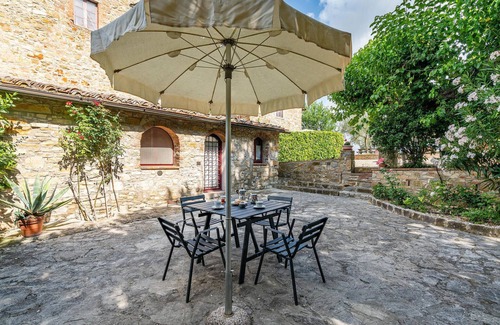Barberino Tavarnelle Apartment | Cozy apartment in San Donato in P. FI