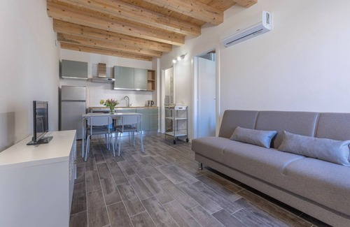 Province of Bologna Apartment | Cozy apartment equipped with all comforts to accommodate up to 3 people, including an outdoor patio where you can enjoy pleasant moments of relaxation. The accommodation is located in the Borgo Panigale district, a very quiet residential area, a few step