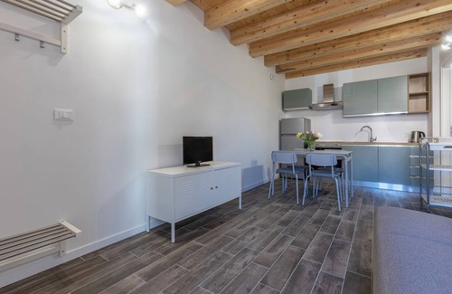 Province of Bologna Apartment | Cozy apartment equipped with all comforts to accommodate up to 3 people, including an outdoor patio where you can enjoy pleasant moments of relaxation. The accommodation is located in the Borgo Panigale district, a very quiet residential area, a few step