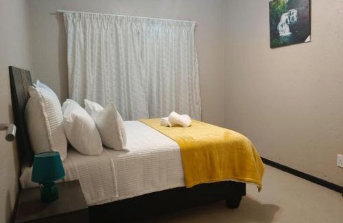 Greater Johannesburg Metropolitan Area Apartment | Cozy Apartment In A 19 Hole Golf Course, Roodepoort