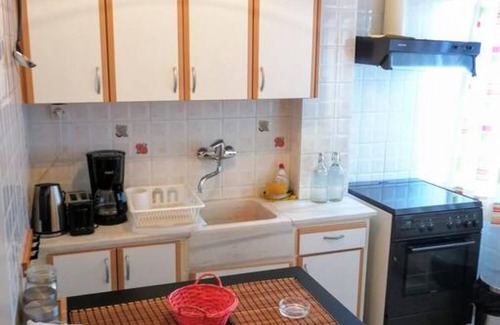 Petralona Apartment | Cozy apartment in Acropolis with roof garden