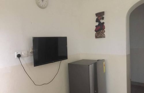 Osu Klottey Apartment | Cozy apartment in Adabraka with AC, WiFi