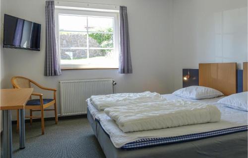Sandvig Apartment | Cozy Apartment In Allinge With Kitchen