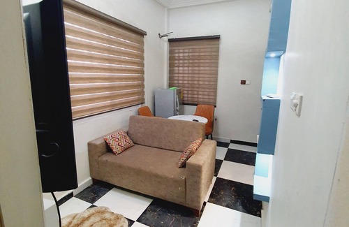 Accra House | Cozy apartment in brilliant Accra with AC, WiFi
