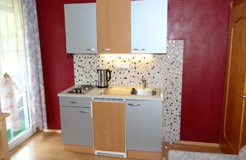 Feld am See Apartment | Cozy Apartment in Feld am See near Ski Slopes