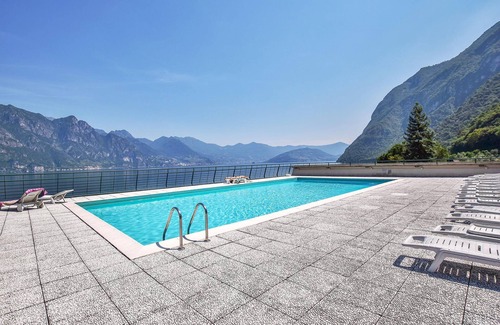 Riva di Solto Apartment | Cozy apartment in Riva di Solto with sauna