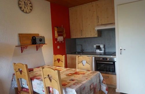 Meaudre Apartment | Cozy Apartment in Méaudre - Sleeps 4, 36sqm, 1 Bedroom, Near Village Center