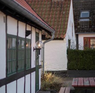 Svaneke Apartment | Cozy Apartment In Old Farm