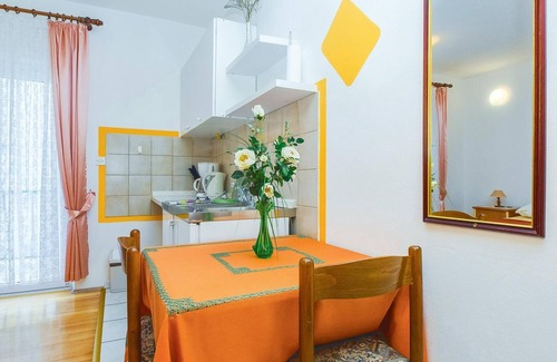 Omis Apartment | Cozy apartment in Omis with WiFi