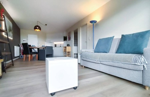 Mariakerke Apartment | Cozy apartment in Oostende with WiFi