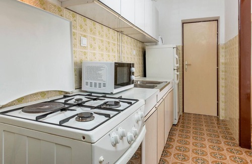 Vintijan Apartment | Cozy apartment in Pula with kitchen