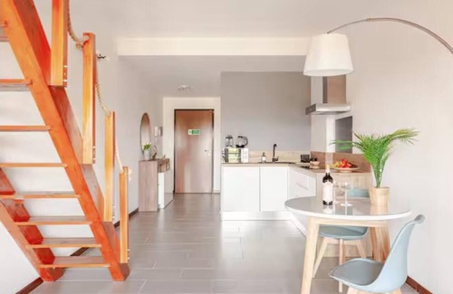 Zona XXX Castel Fusano House | Cozy Apartment in Rome Infernetto, a few minutes from the sea and EUR.