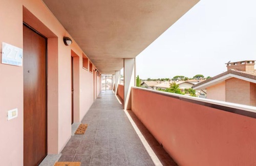 Zona XXX Castel Fusano House | Cozy Apartment in Rome Infernetto, a few minutes from the sea and EUR.