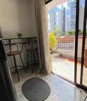 El Poblado Apartment | Cozy Apartment In The Poblado San Lucas