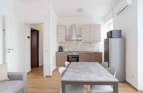 Cesana Brianza Apartment | Cozy apartment with balcony! Grigna House