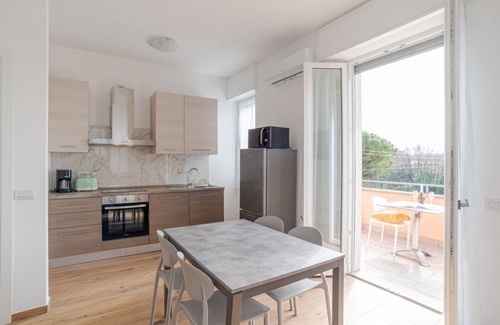 Cesana Brianza Apartment | Cozy apartment with balcony! Grigna House