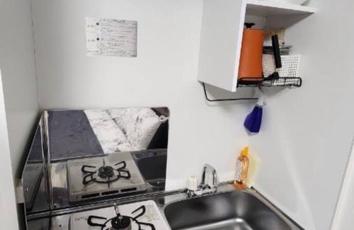 Higashishinkoiwa Apartment | Cozy apartment with AC in charming Katsushika City