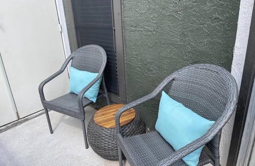 Comal Bluff Apartment | Cozy apartment minutes from SOCO