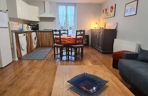 Haraucourt Cottage | Cozy Apartment Near Nancy and Lunéville with Private Garden and Free Parking