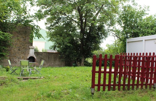 Haraucourt Cottage | Cozy Apartment Near Nancy and Lunéville with Private Garden and Free Parking