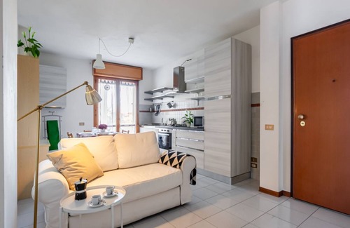 Pisa Apartment | Cozy Apartment near the Hospital with 2 Balconies!