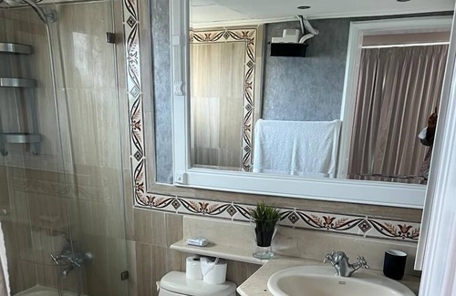 San Geronimo Apartment | Cozy apartment with beautiful view of the city, 19th floor.