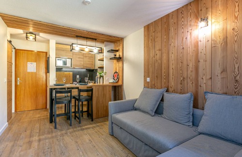 Val-d'Isere Apartment | Cozy apartment with WiFi, near slopes and bus stop
