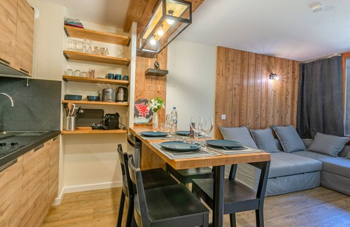 Val-d'Isere Apartment | Cozy apartment with WiFi, near slopes and bus stop