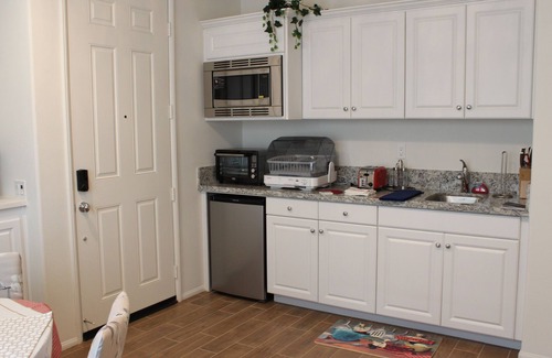 Ontario House | Cozy Apt 1/Ontario Airport*vacation rentals/说中文