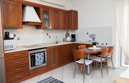 Peristeri Apartment | Cozy apt in Peristeri near Metro station