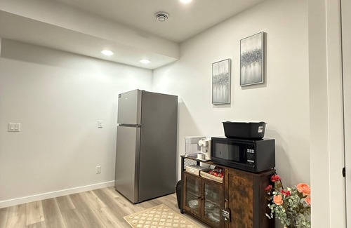 Airdrie House | Cozy Basement in Airdrie