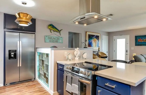 Pensacola Beach House | Cozy Beach Bungalow Steps to the beach