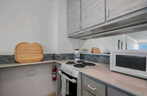 Vilomar Apartment | Cozy BEACH FRONT 20th Floor 1BR w/Pool & PK