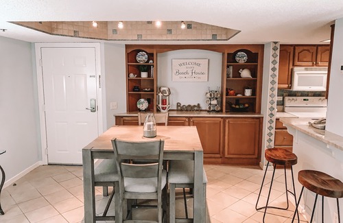 Saint Simons Island Condo | Cozy beach unit setup for vacations with kids or Couples!