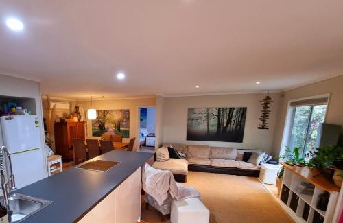Smiths Beach House | Cozy Beachcomber @Smith's Beach