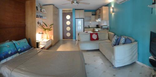 Isla Verde Apartment | Cozy Beachfront Studio