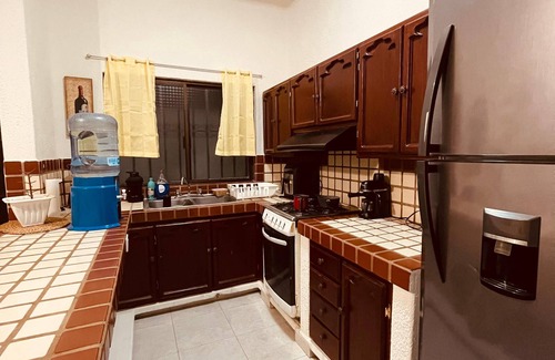 Los Cabos Apartment | Cozy bedroom for rent. 5 min from the beach