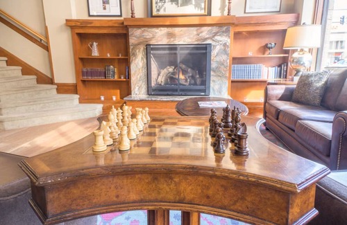 Astoria Hotel | Cozy Boutique Room w/Heated Bathroom Floor in Historic Downtown