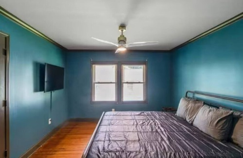 Belmont Historic District House | Cozy Bungalow in Historic Belmont, NC, close to downtown, Whitewater Center, etc