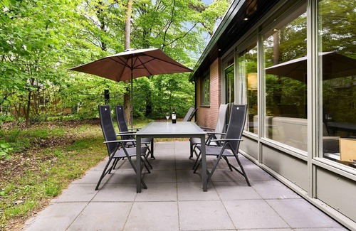 Krachtighuizen House | Cozy Bungalow in Putten