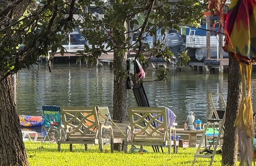Granite Shoals Cabin | Cozy cabin in adorable Granite Shoals with WiFi, AC