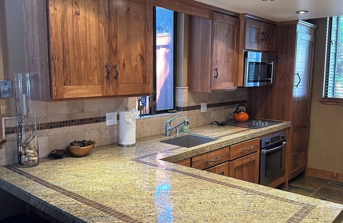 Incline Village Cabin | Cozy Cabin in Incline - 100% walkability